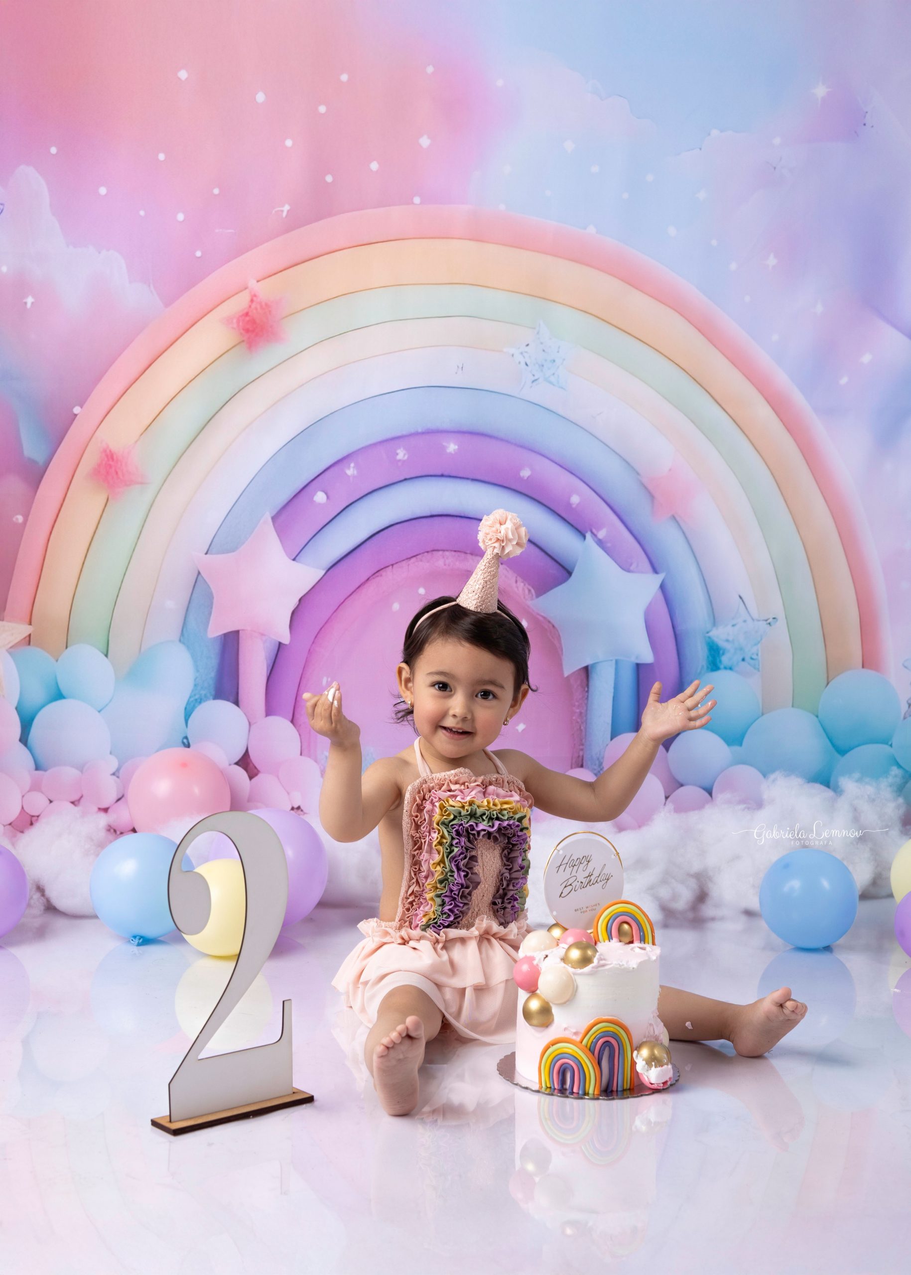 Gabriela-Lemnov30711